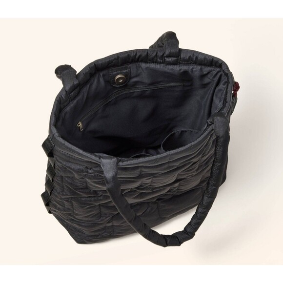 Woolrich x Target Sheep Tote Bag - Picture 4 of 5